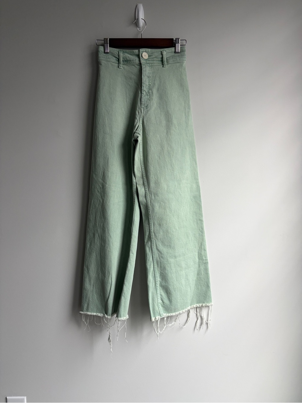 Zara Wide-Legged green fringed denim pants